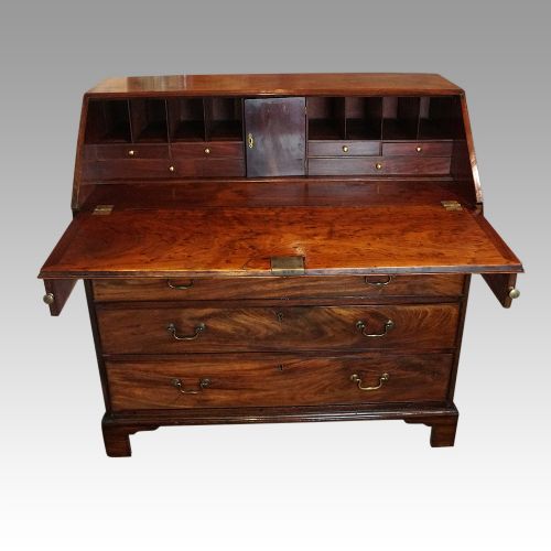 fig 1. George III mahogany bureau