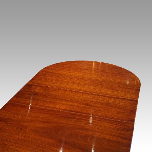 fig 8. George V mahogany 3 pedestal dining table