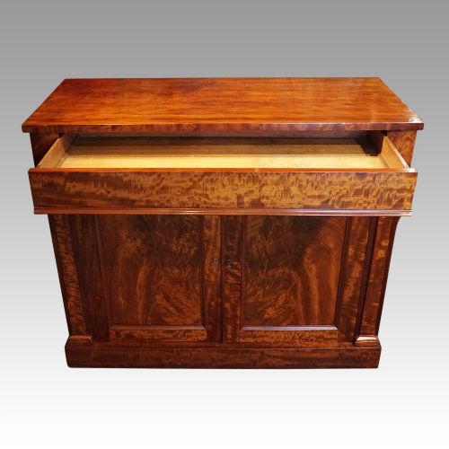 fig 4. Victorian mahogany chiffonier sideboard