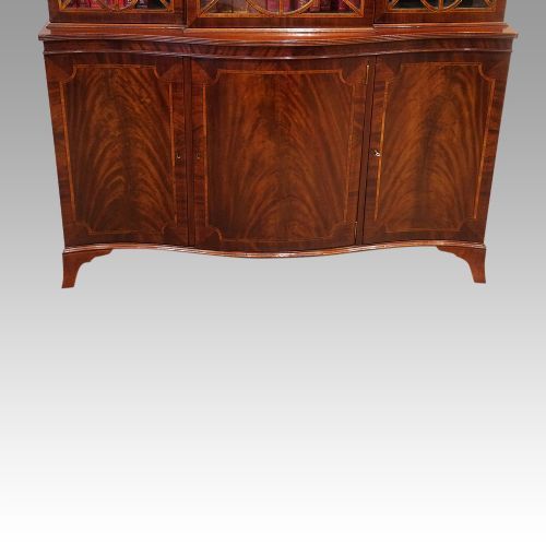 fig 2. George V mahogany breakfront bookcase