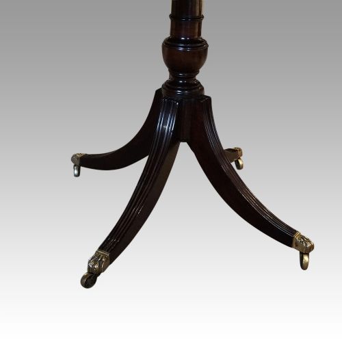 fig 1. Georgian style mahogany dining table