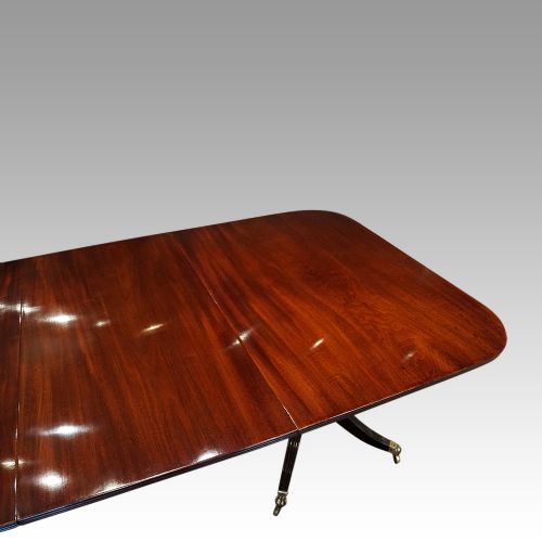 fig 7. Georgian style mahogany dining table