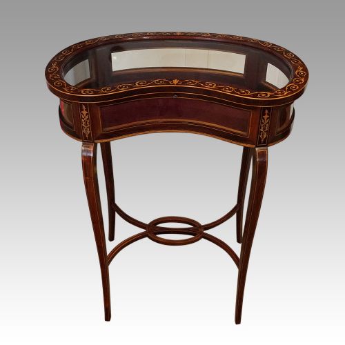 Edwardian Inlaid Mahogany Curio Table