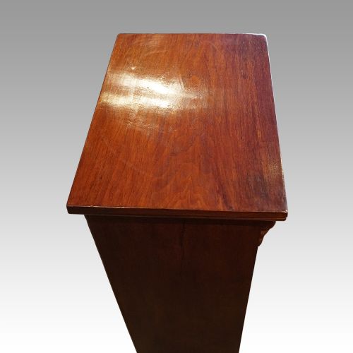 fig 5. Victorian Wellington chest