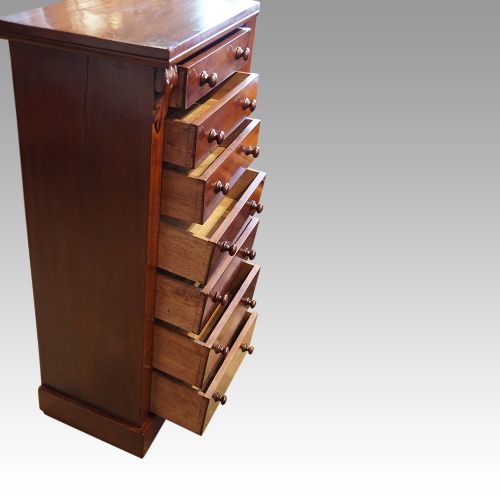 fig 6. Victorian Wellington chest