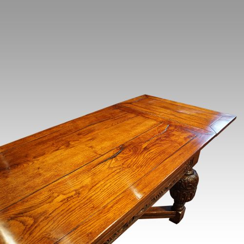 fig 5. Victorian oak draw leaf dining table