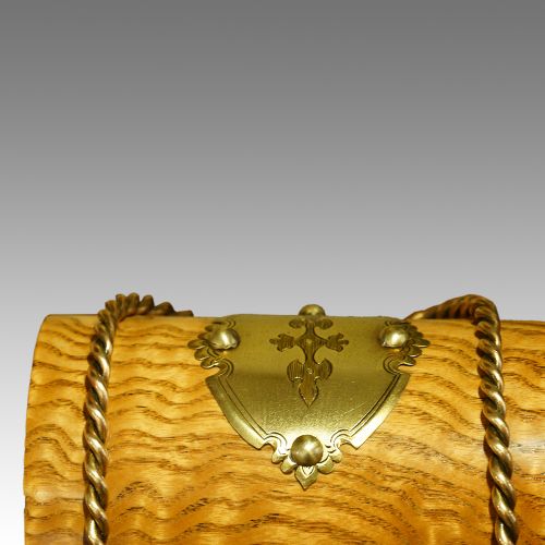 fig 3. Victorian ash dome top casket
