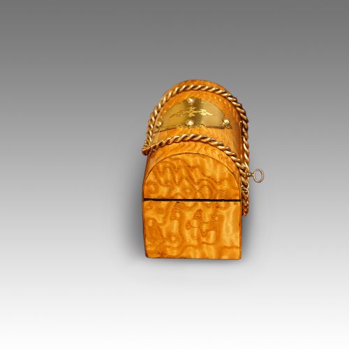 fig 4. Victorian ash dome top casket