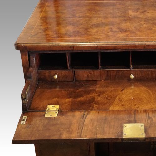 fig 2. George III walnut knee hole desk