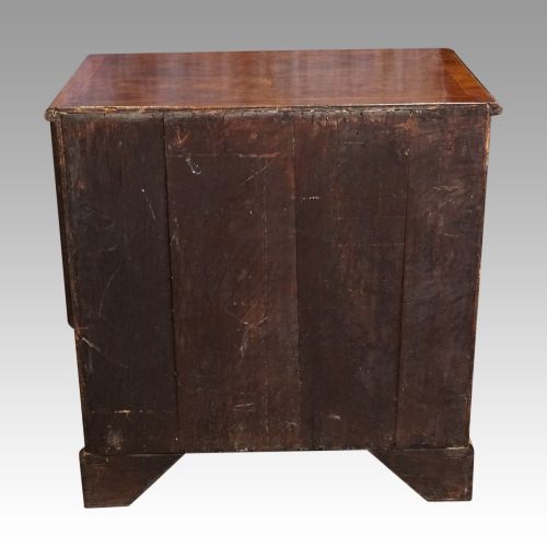 fig 3. George III walnut knee hole desk
