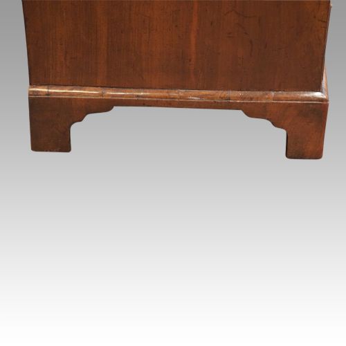 fig 4. George III walnut knee hole desk