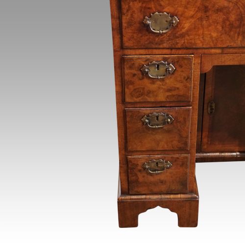 fig 6. George III walnut knee hole desk