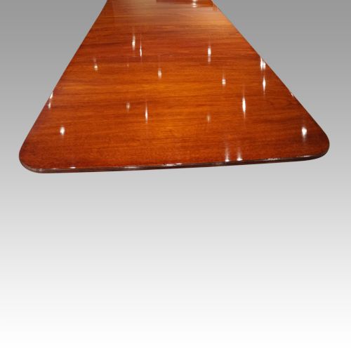 fig 7. Georgian style large mahogany dining table