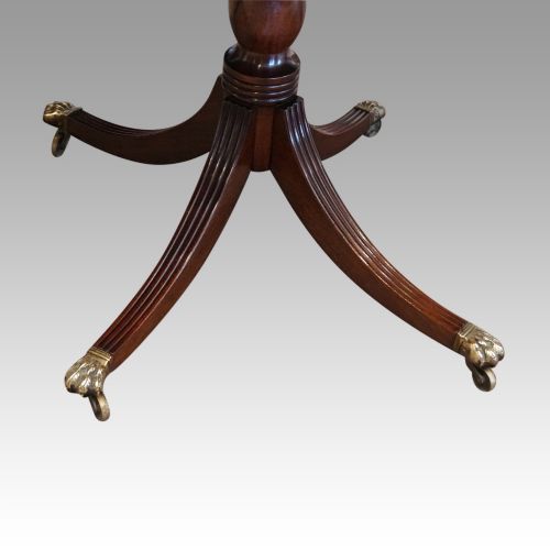 fig 2. George V Mahogany Triple Pillar Dining Table