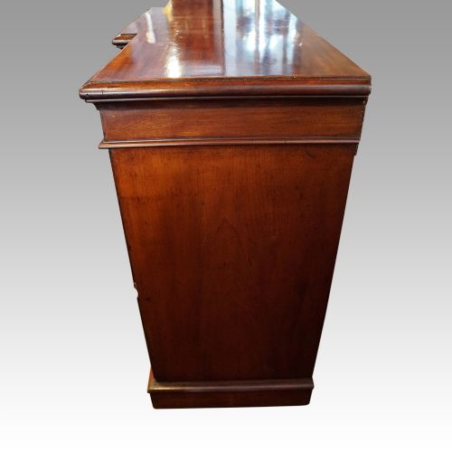 fig 7. Victorian mahogany breakfront side cabinet