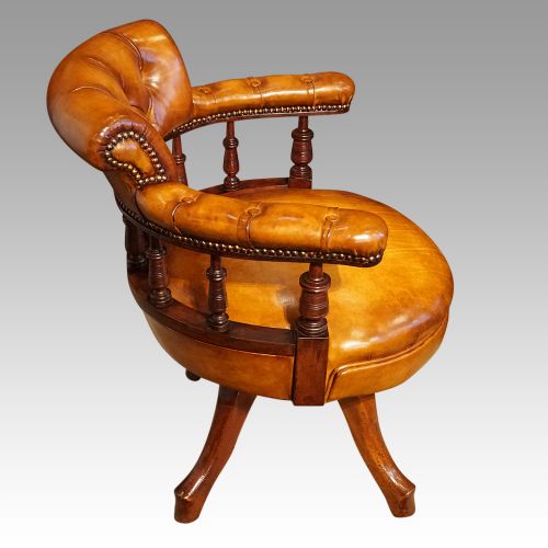 fig 7. Late Victorian revolving desk chair