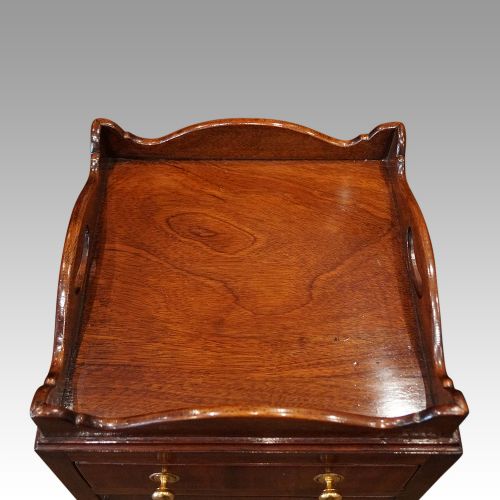 fig 4. Pair of mahogany bedside cabinets