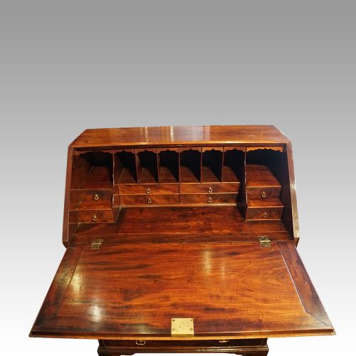 fig 4. Georgian small mahogany bureau