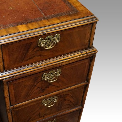 fig 8. Georgian style walnut pedestal desk