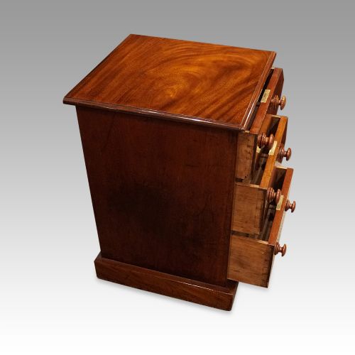 fig 1. Pair of Victorian mahogany bedside chests
