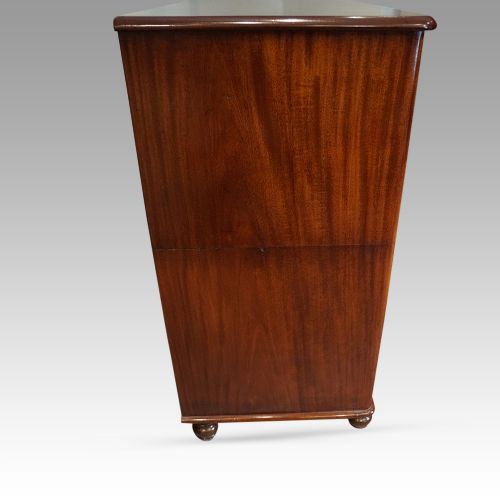 fig 7. Victorian 2-part military chest