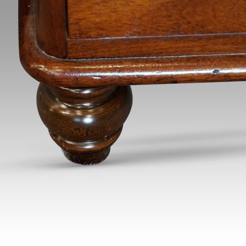 fig 9. Victorian 2-part military chest