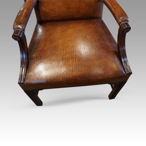 fig 6. Pair of mahogany Gainsborough chairs