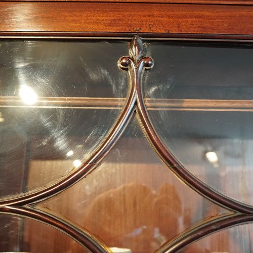 fig 9. George III mahogany breakfront bookcase