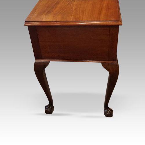 fig 3. Edwardian mahogany dressing table