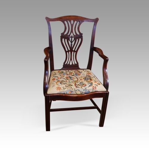 fig 1. Set of 12 Georgian Chippendale mahogany dining chairs