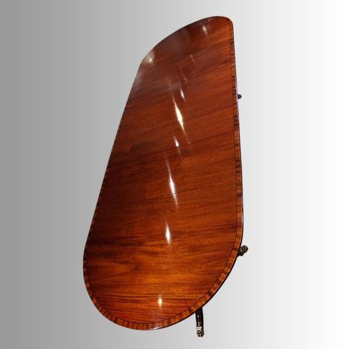 fig 7. George V mahogany 3 pedestal dining table