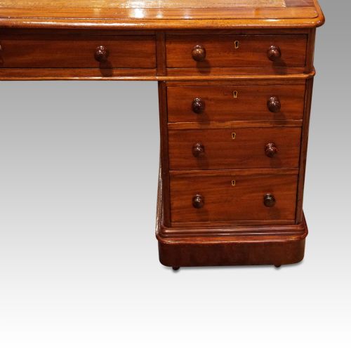 fig 3. Victorian mahogany pedestal desk 153cms