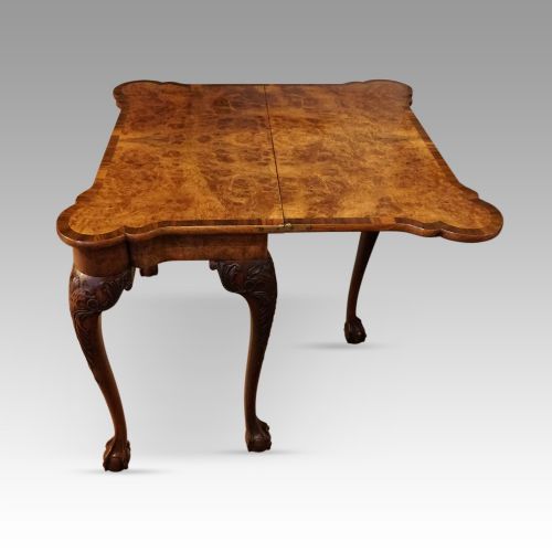 fig 3. George I style walnut tea table