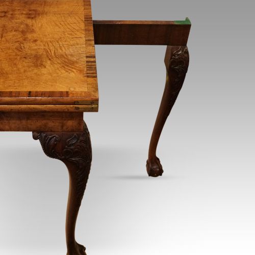 fig 7. George I style walnut tea table