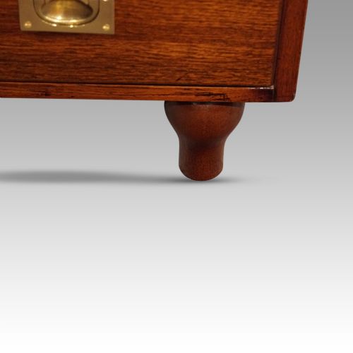 fig 4. Victorian Naval dockyard campaign chest