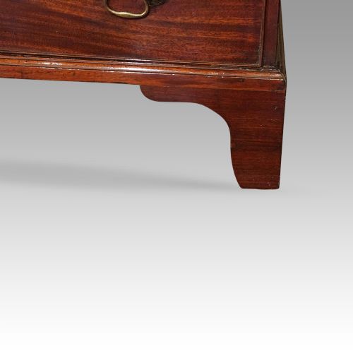 fig 3. Georgian mahogany small bureau