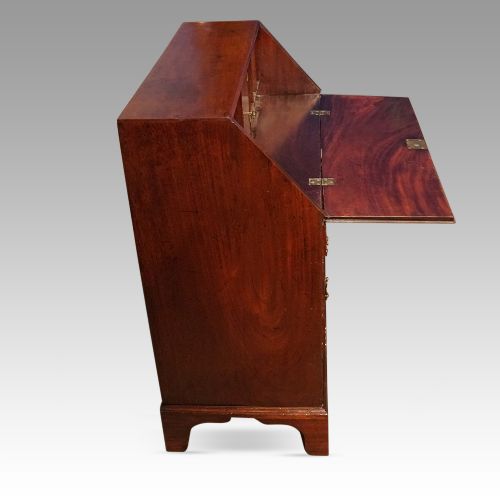 fig 5. Georgian mahogany small bureau