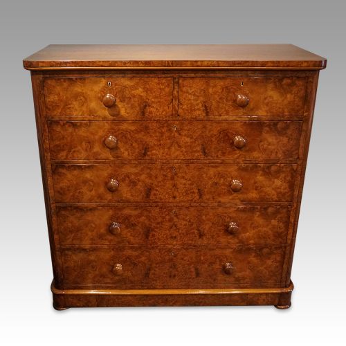 Victorian Burr Walnut Chest of Drawers