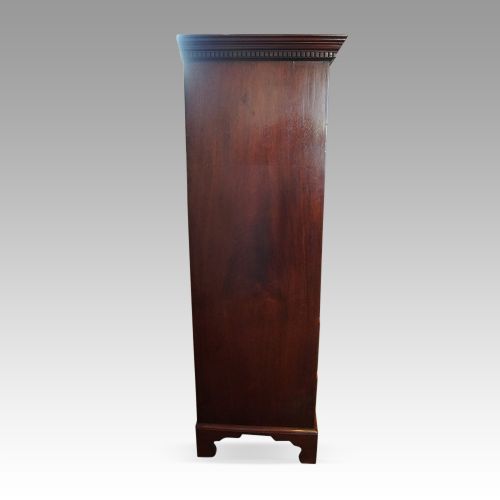 fig 5. George III Irish mahogany tallboy