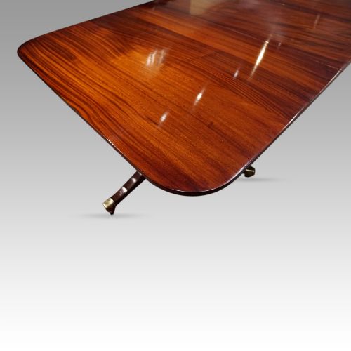 fig 7. George V mahogany 3 pillar dining table