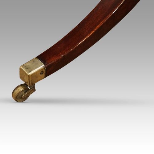 fig 8. George V mahogany 3 pillar dining table
