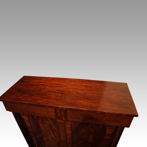 fig 7. William IV mahogany chiffonier