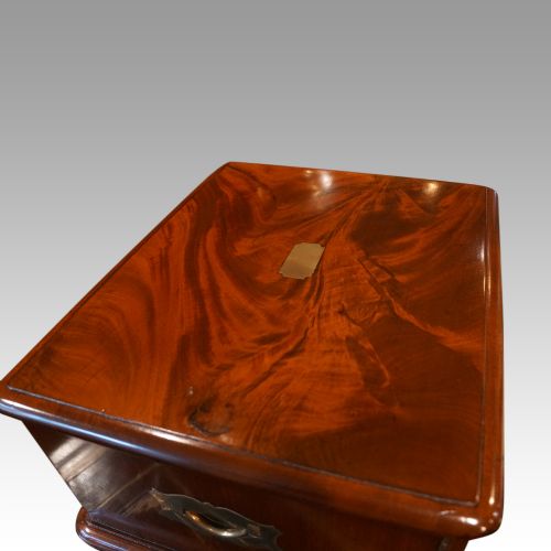 fig 5. Edwardian mahogany collectors cabinet