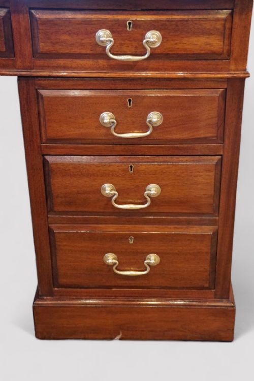 fig 3. Edwardian mahogany pedestal desk 153cms