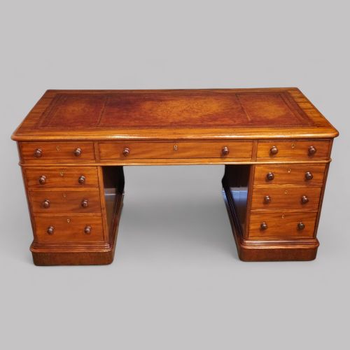 Victorian Mahogany Pedestal Desk 153cms
