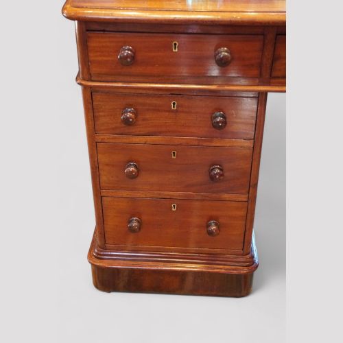 fig 10. Victorian mahogany pedestal desk 153cms