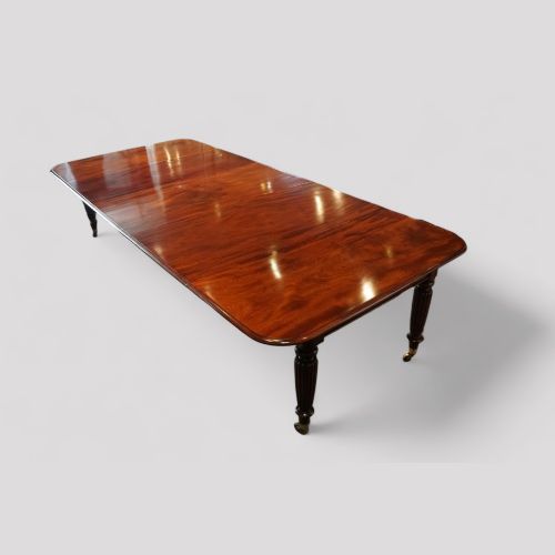 fig 2. Regency mahogany extending dining table