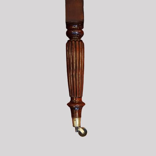 fig 5. Regency mahogany extending dining table