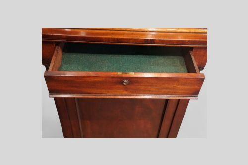 fig 5. William IV mahogany collectors estate cabinet