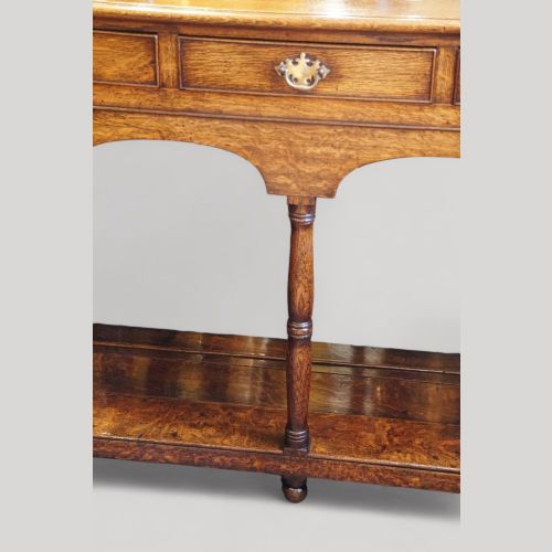 fig 3. Antique oak South Wales pot board dresser